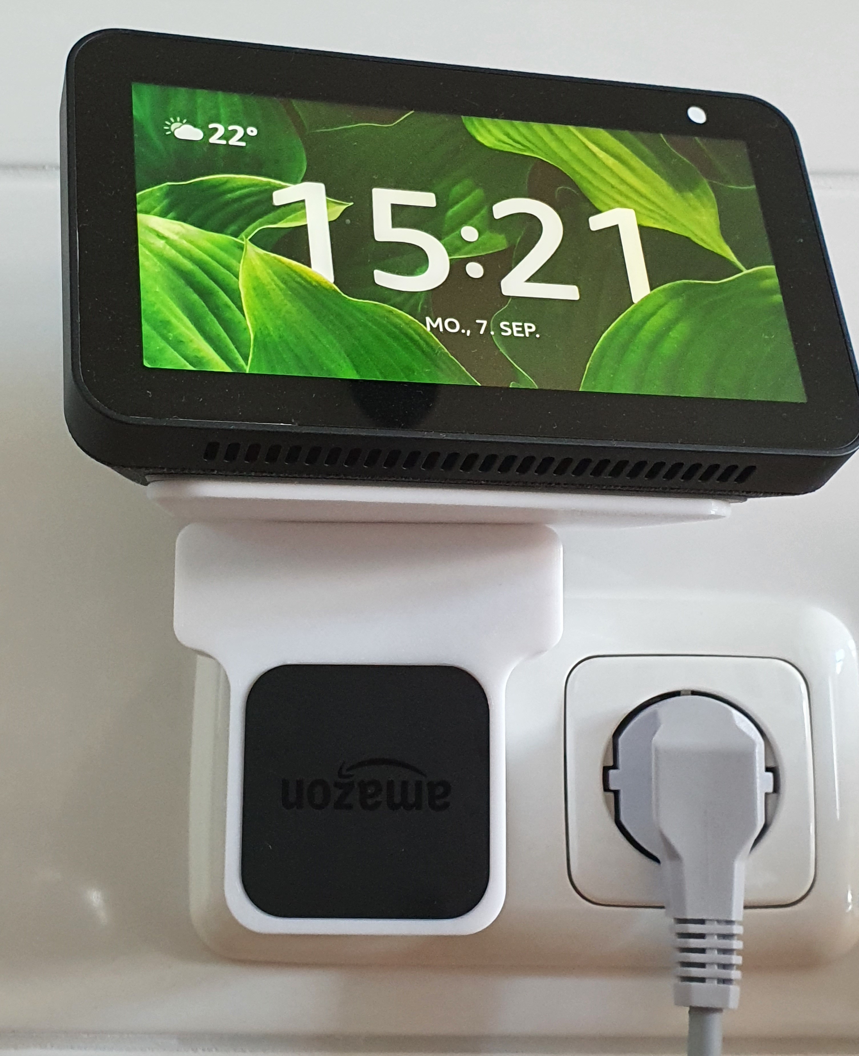 Download STL file Echo Show Wall clean Mount/Stand for Kitchen • 3D ...